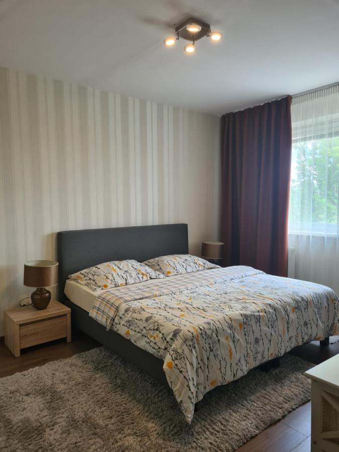 Apartman Valentin Lejlighed Komárno Eksteriør billede